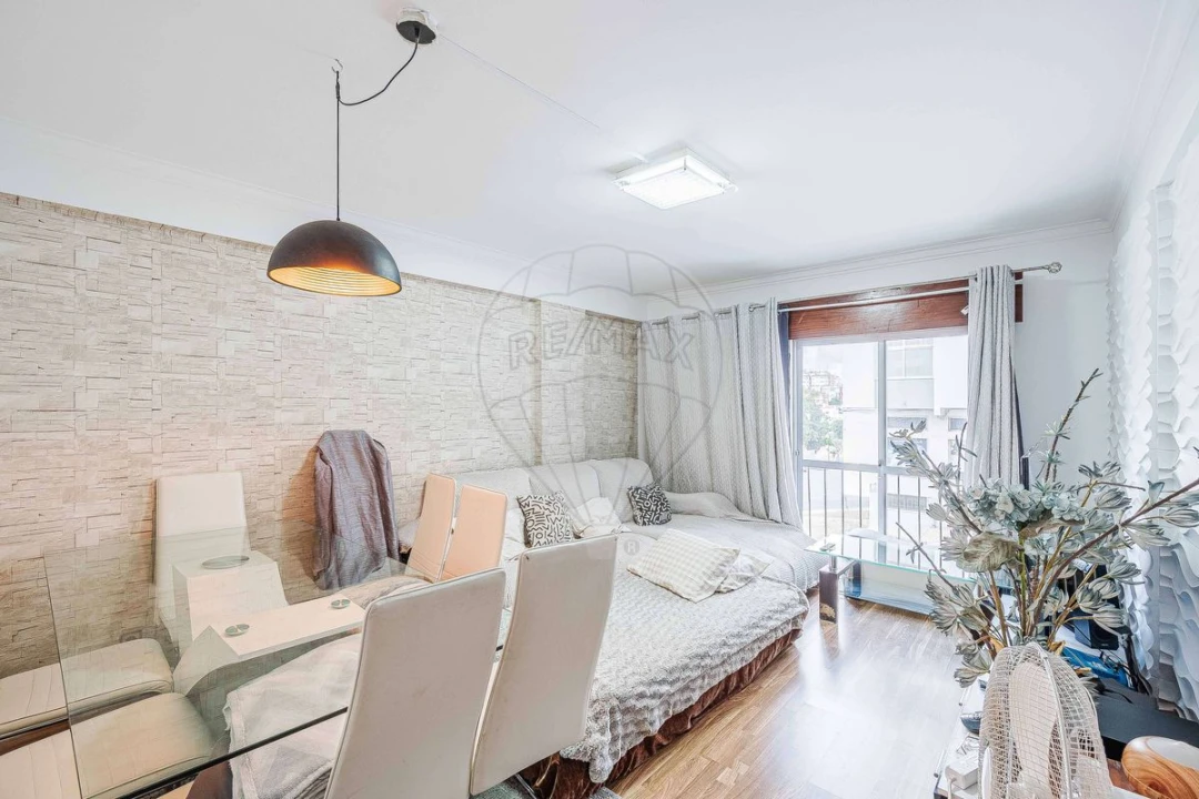 Apartamento T3 para Venda em Rio de Mouro Foto 19