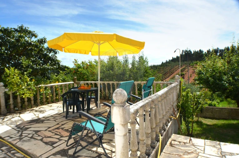 Moradia T4 para Venda em Alguber Foto 12