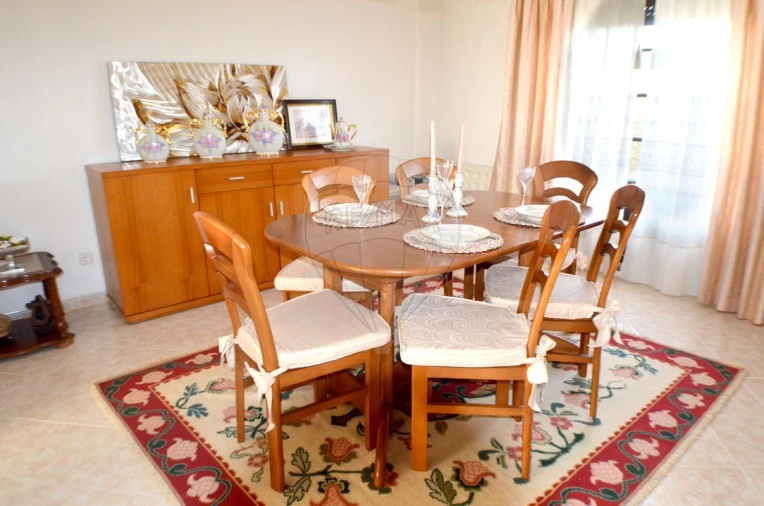 Moradia T4 para Venda em Alguber Foto 30