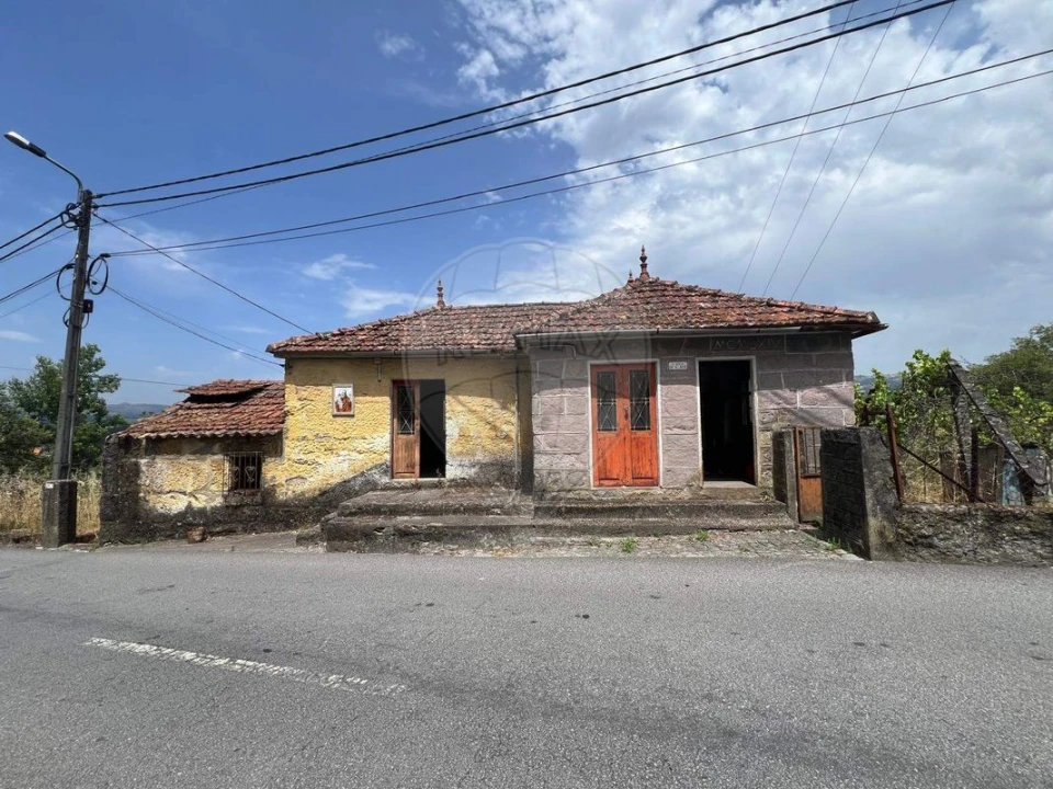 Moradia T3 para Venda em Várzea, Aliviada e Folhada Foto 2