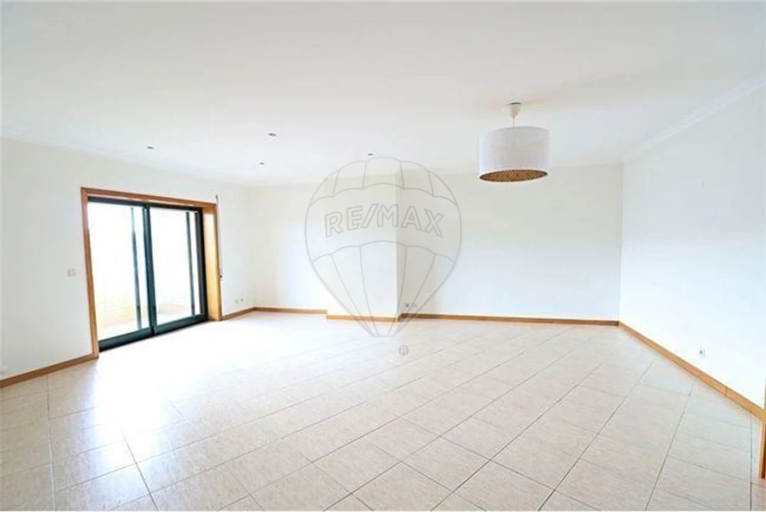 Apartamento T3 para Arrendamento em São Felix da Marinha Foto 17