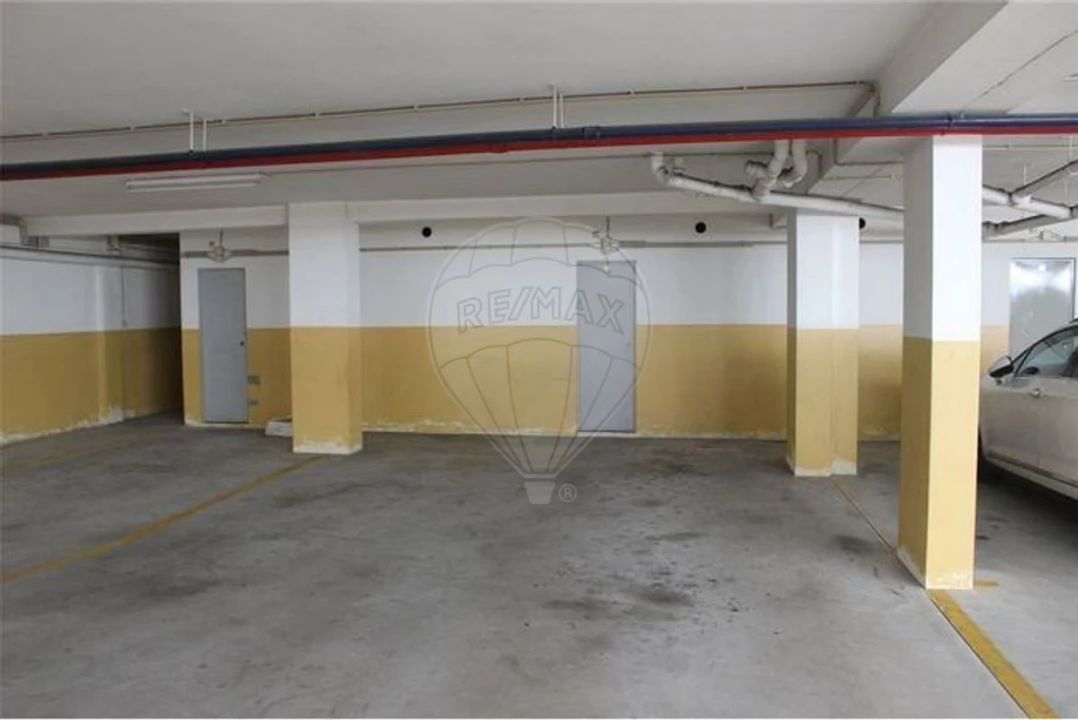 Apartamento T3 para Arrendamento em São Felix da Marinha Foto 50