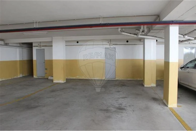 Apartamento T3 para Arrendamento em São Felix da Marinha Foto 50