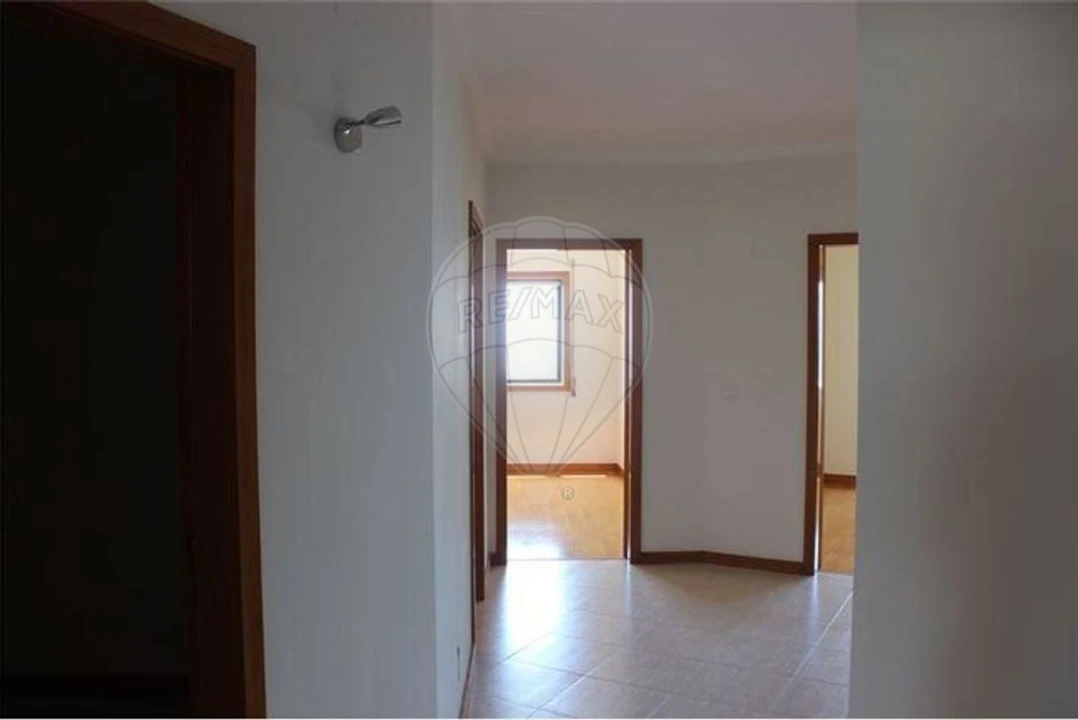 Apartamento T3 para Arrendamento em São Felix da Marinha Foto 30