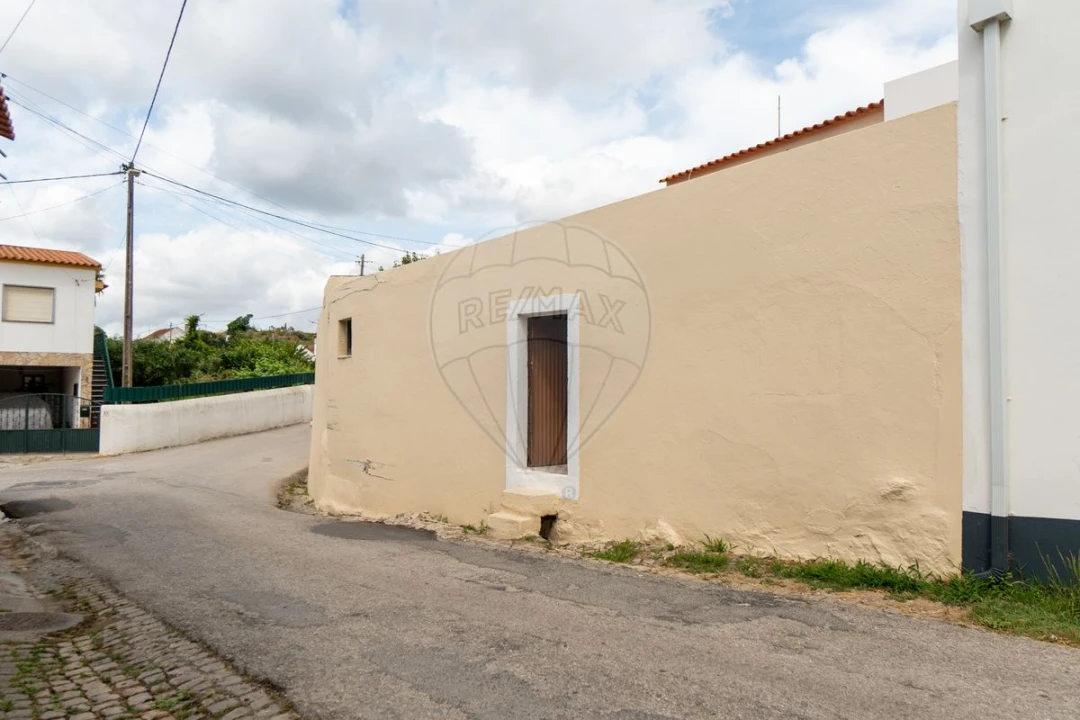 Moradia T2 para Venda em Sapataria Foto 19