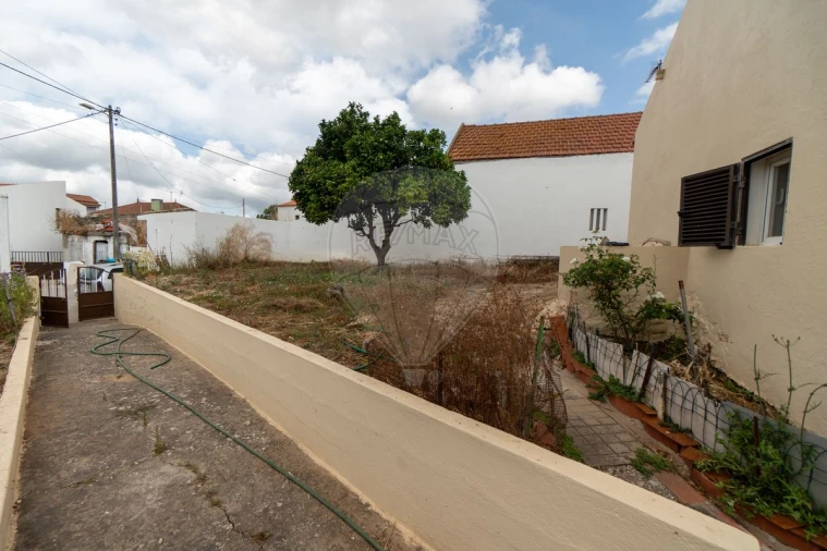 Moradia T2 para Venda em Sapataria Foto 4