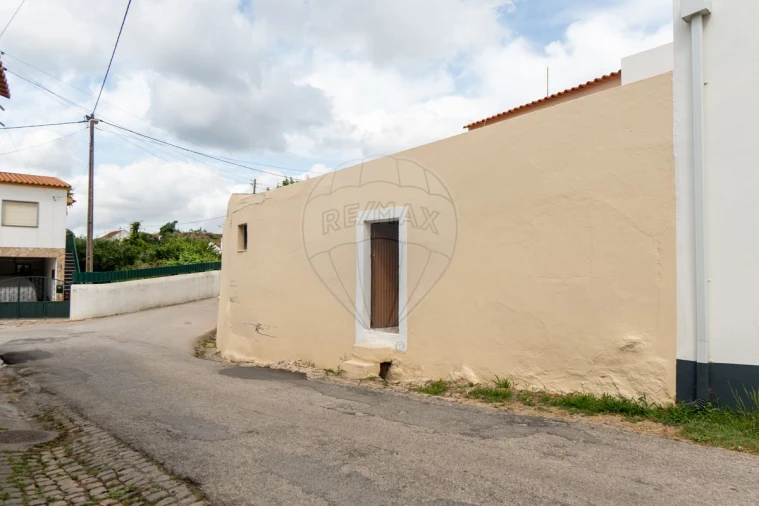 Moradia T2 para Venda em Sapataria Foto 19