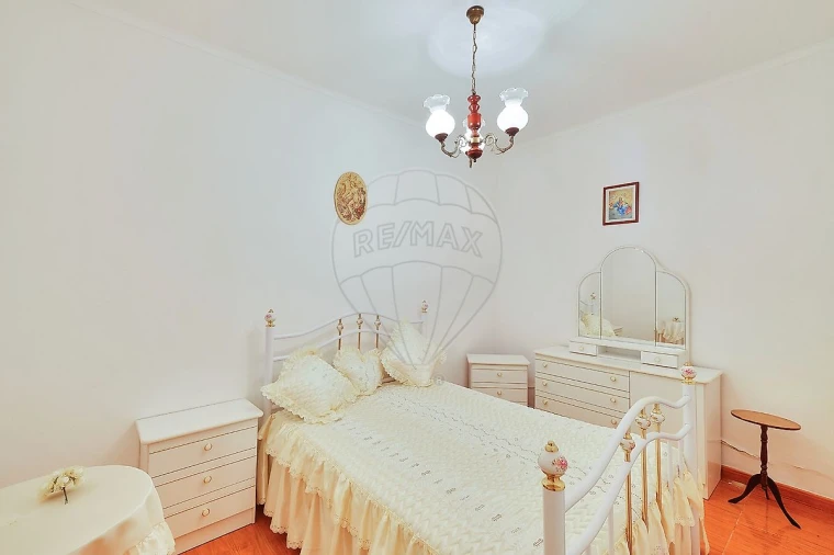 Moradia T6 para Venda em Zibreira Foto 9