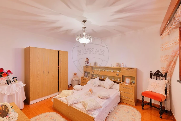 Moradia T6 para Venda em Zibreira Foto 14