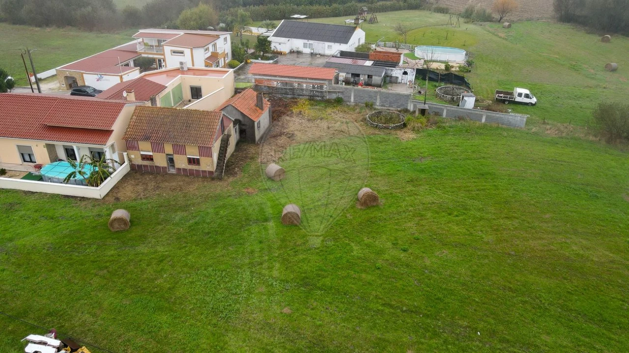 Moradia T2 para Venda em Bom Sucesso Foto 4