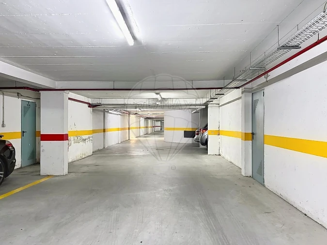 Apartamento T4 para Venda em Santa Maria e São Miguel, São Martinho, São Pedro Penaferrim Foto 38