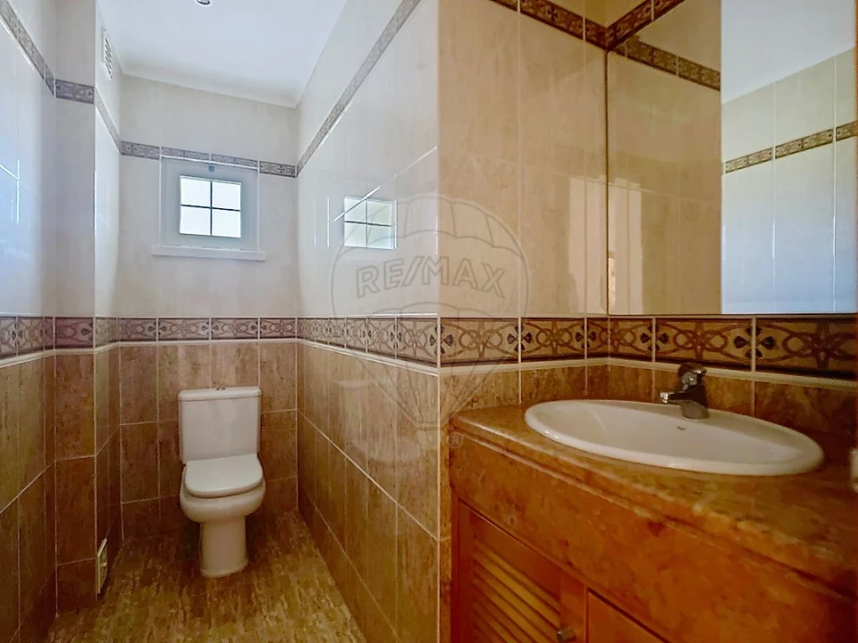 Apartamento T4 para Venda em Santa Maria e São Miguel, São Martinho, São Pedro Penaferrim Foto 15