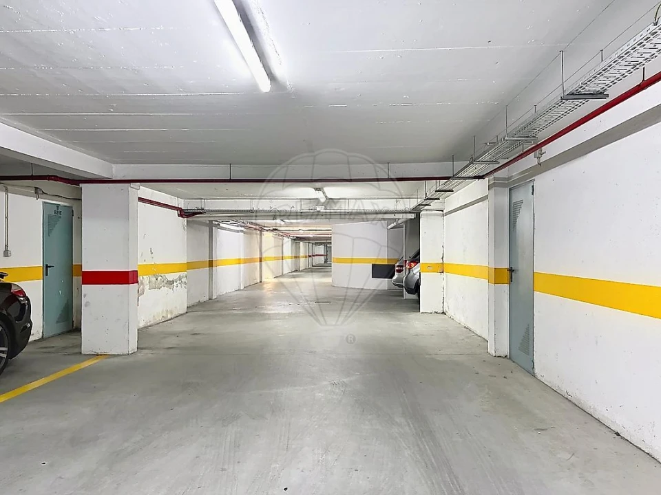 Apartamento T4 para Venda em Santa Maria e São Miguel, São Martinho, São Pedro Penaferrim Foto 38