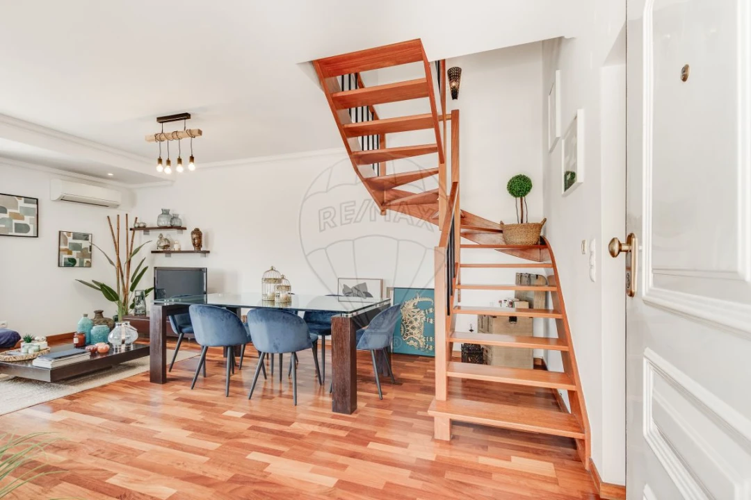 Moradia T3 para Venda em Oeiras e São Julião da Barra, Paço de Arcos e Caxias Foto 8