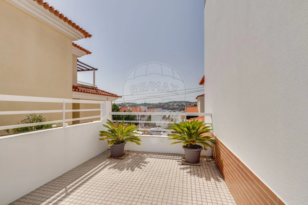 Moradia T3 para Venda em Oeiras e São Julião da Barra, Paço de Arcos e Caxias Foto 28