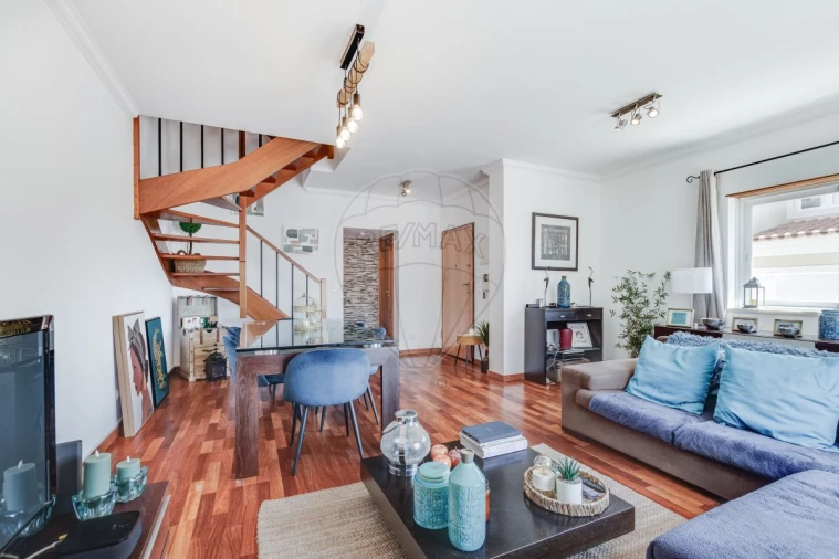 Moradia T3 para Venda em Oeiras e São Julião da Barra, Paço de Arcos e Caxias Foto 9