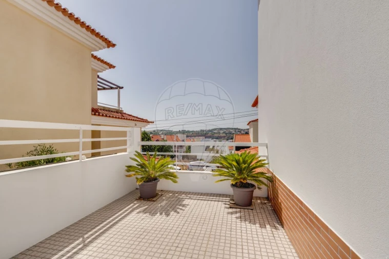 Moradia T3 para Venda em Oeiras e São Julião da Barra, Paço de Arcos e Caxias Foto 28