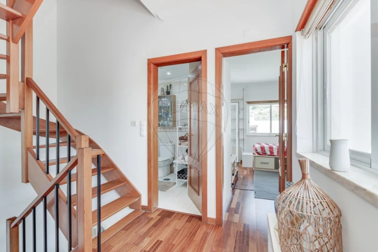 Moradia T3 para Venda em Oeiras e São Julião da Barra, Paço de Arcos e Caxias Foto 16