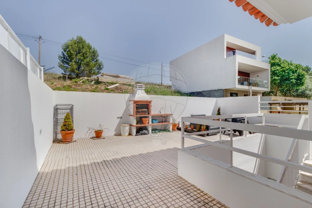 Moradia T3 para Venda em Oeiras e São Julião da Barra, Paço de Arcos e Caxias Foto 22