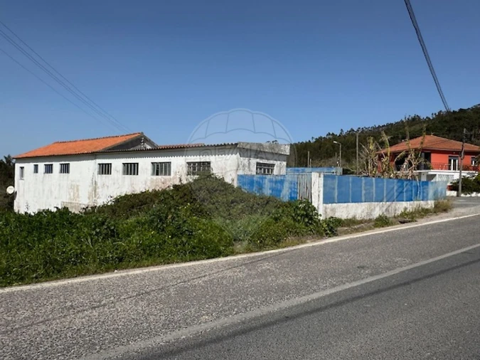 Armazém para Venda em Almargem do Bispo, Pêro Pinheiro e Montelavar Foto 2