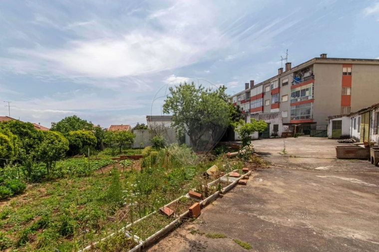 Armazém para Venda em Santa Iria de Azoia, São João da Talha e Bobadela Foto 10