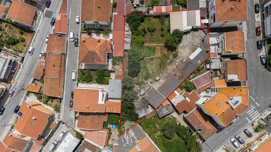 Armazém para Venda em Santa Iria de Azoia, São João da Talha e Bobadela