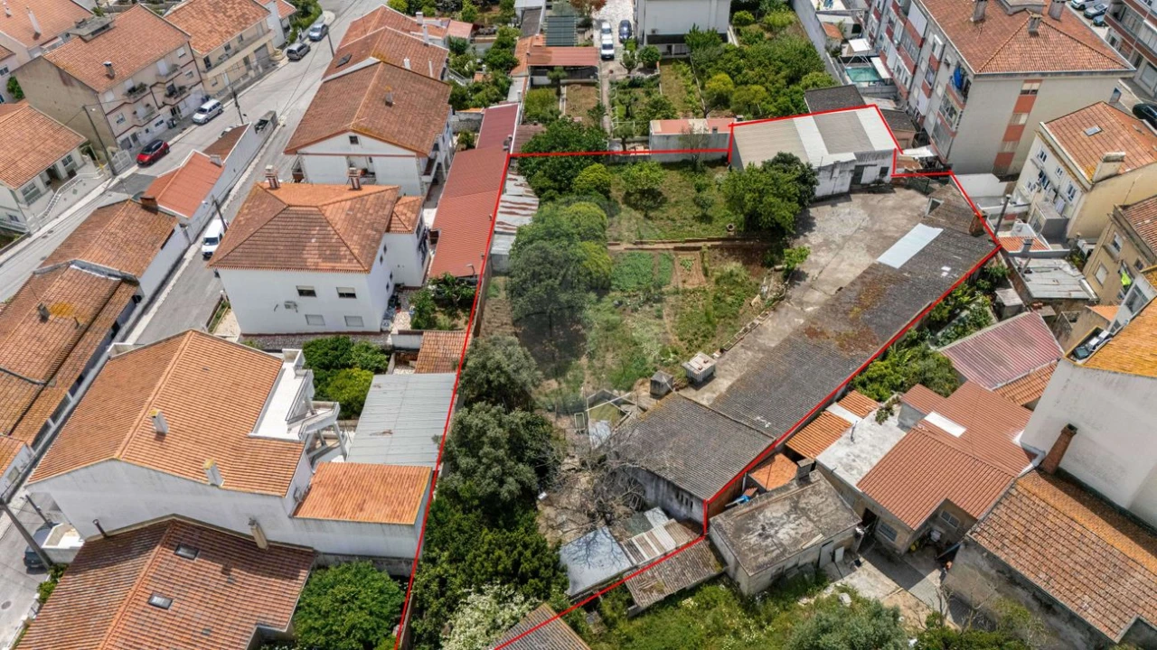 Armazém para Venda em Santa Iria de Azoia, São João da Talha e Bobadela Foto 2