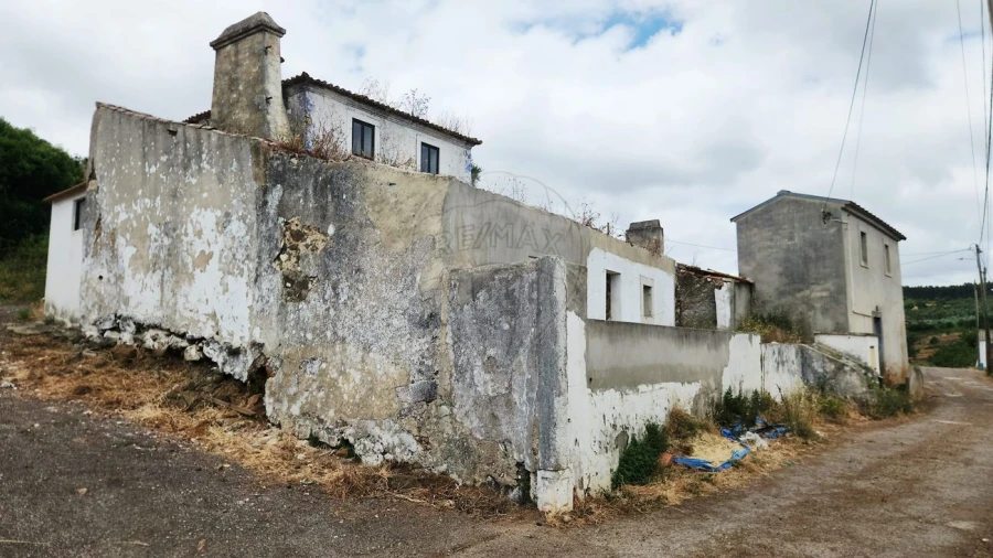 Moradia T3 para Venda em Almargem do Bispo, Pêro Pinheiro e Montelavar Foto 5
