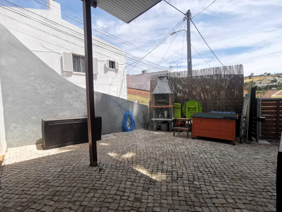 Moradia T3 para Venda em Santo Antão e São Julião do Tojal Foto 26