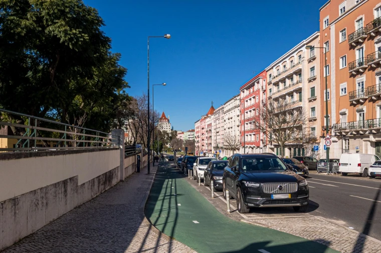 Apartamento T1 para Venda em Arroios Foto 21
