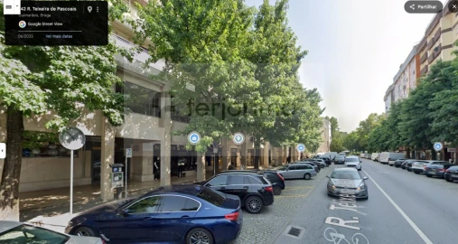 Loja para Arrendamento em Azurem