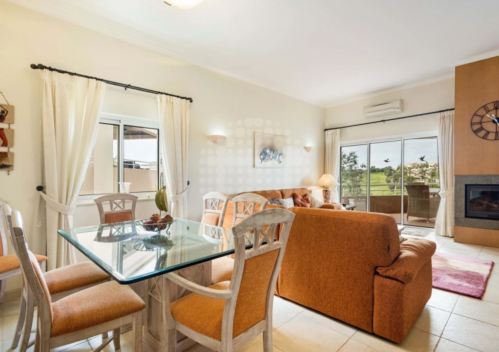 Apartamento T2 para Venda em Lagoa e Carvoeiro Foto 4