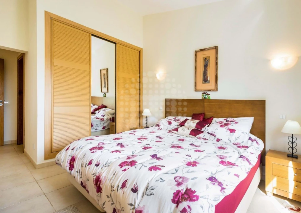 Apartamento T2 para Venda em Lagoa e Carvoeiro Foto 9