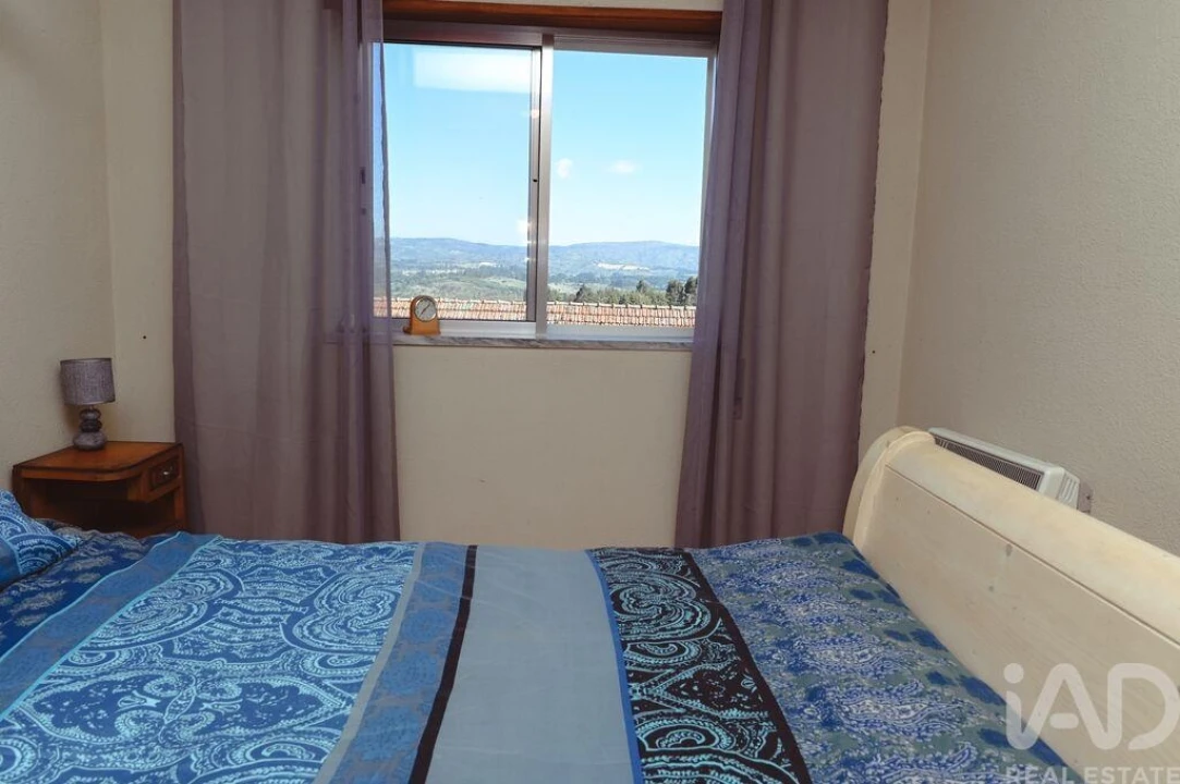 Moradia T4 para Venda em Cativelos Foto 20