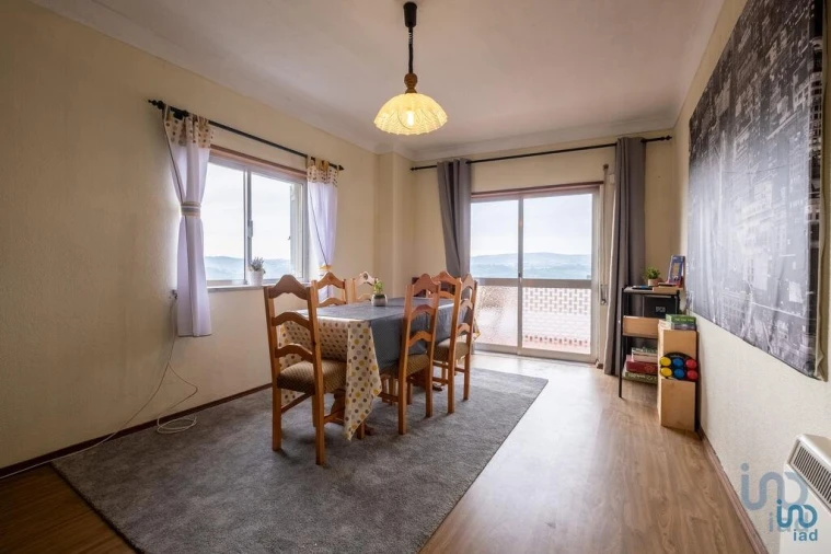 Moradia T4 para Venda em Cativelos Foto 11