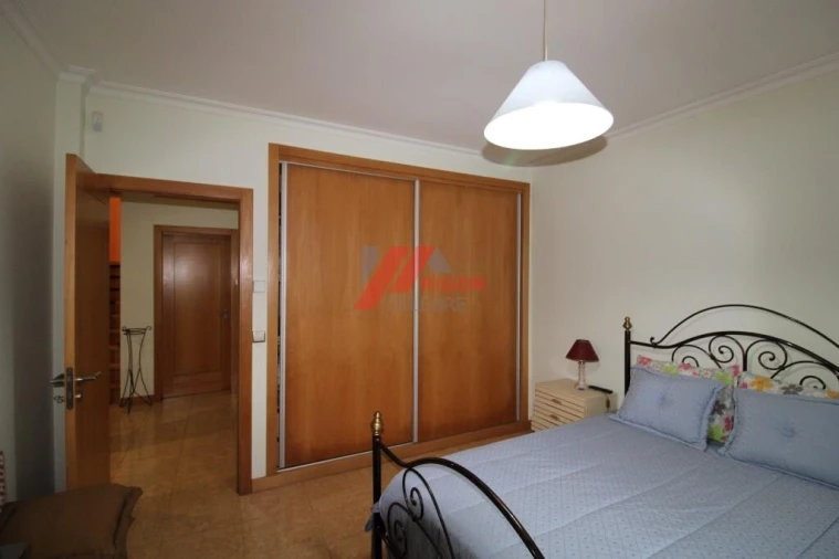 Moradia T4 para Venda em Fornelos e Queijada Foto 24