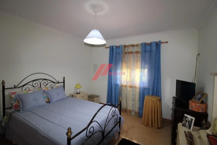 Moradia T4 para Venda em Fornelos e Queijada Foto 23