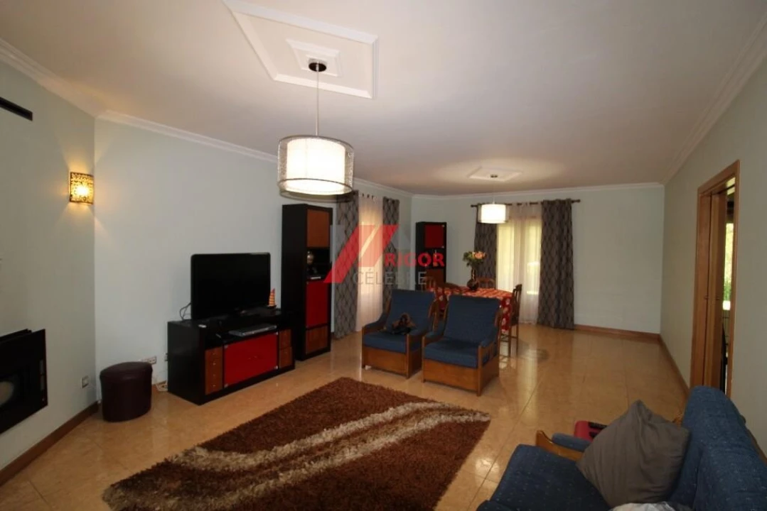 Moradia T4 para Venda em Fornelos e Queijada Foto 19