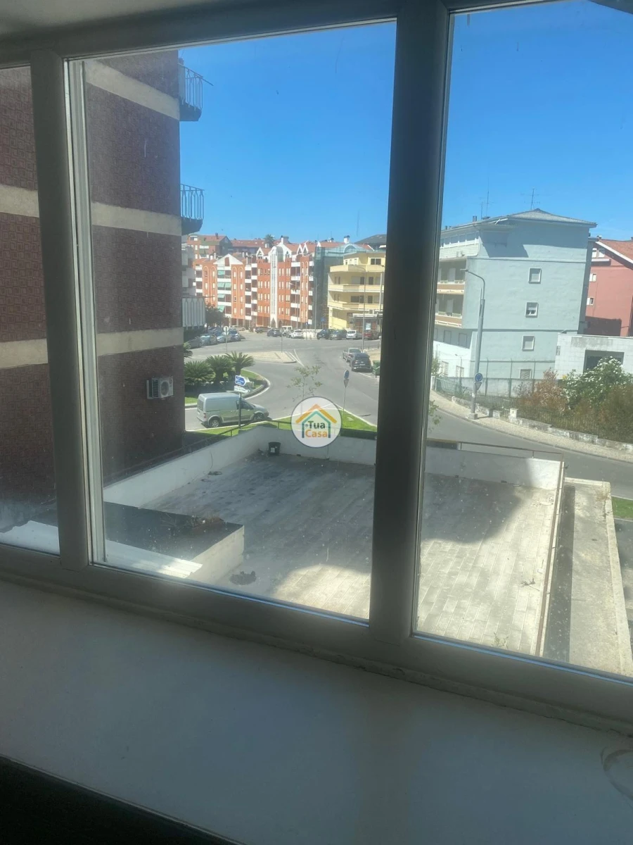 Prédio para Venda em Santo Antonio dos Olivais Foto 6