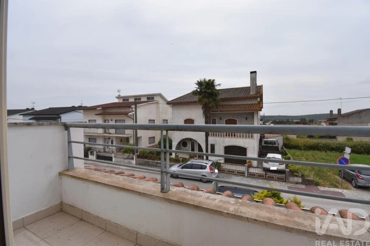 Moradia T4 para Venda em Avelar Foto 21