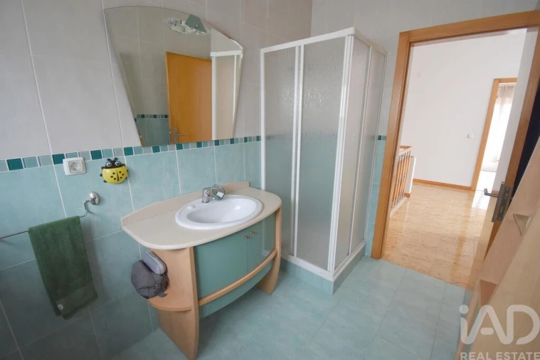 Moradia T4 para Venda em Avelar Foto 25