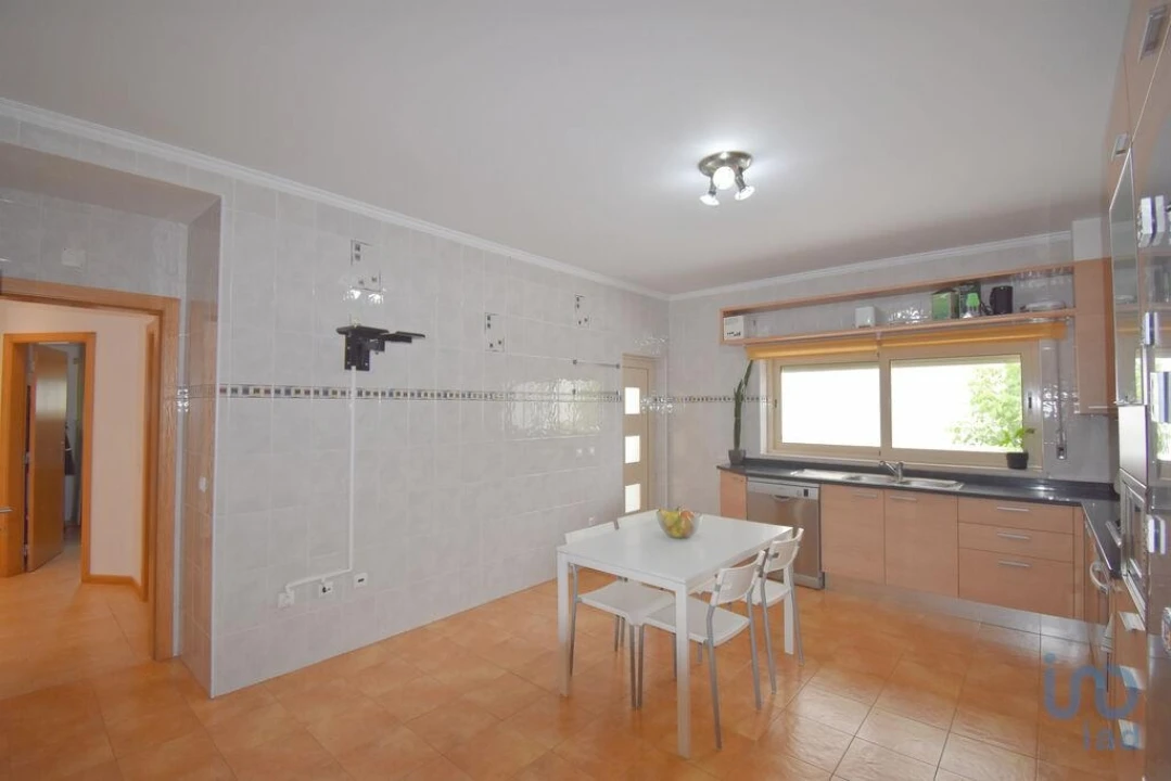 Moradia T4 para Venda em Avelar Foto 11