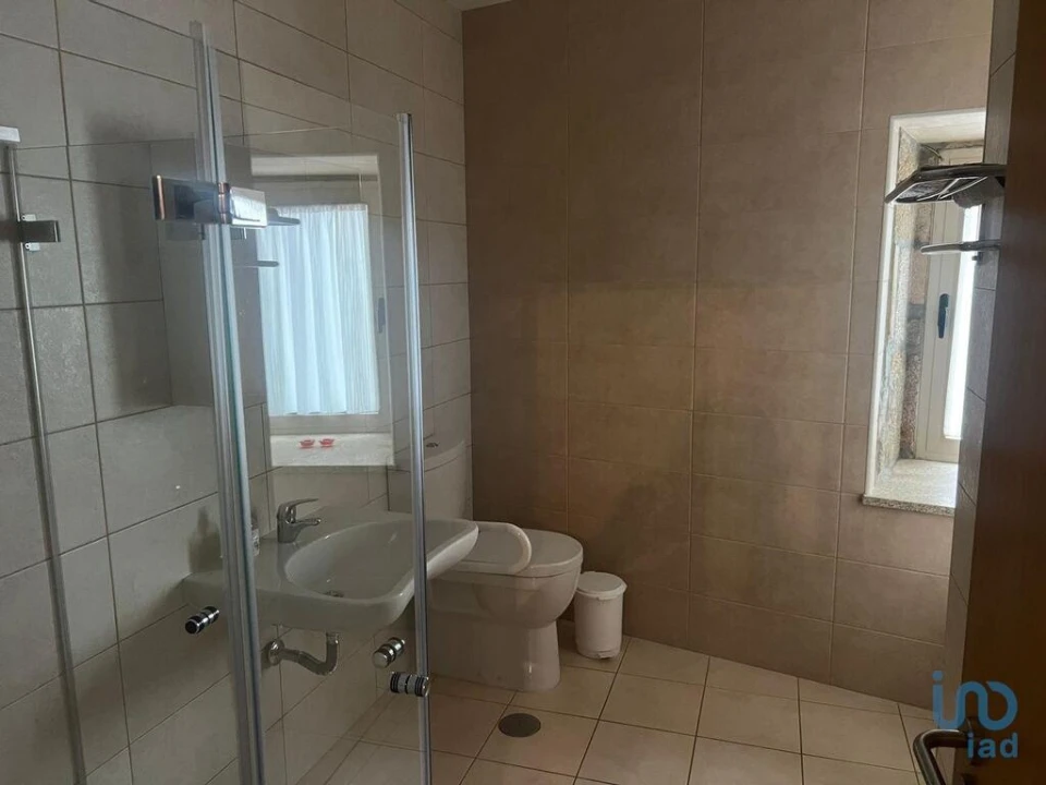 Moradia T4 para Venda em Carvalhais e Candal Foto 12