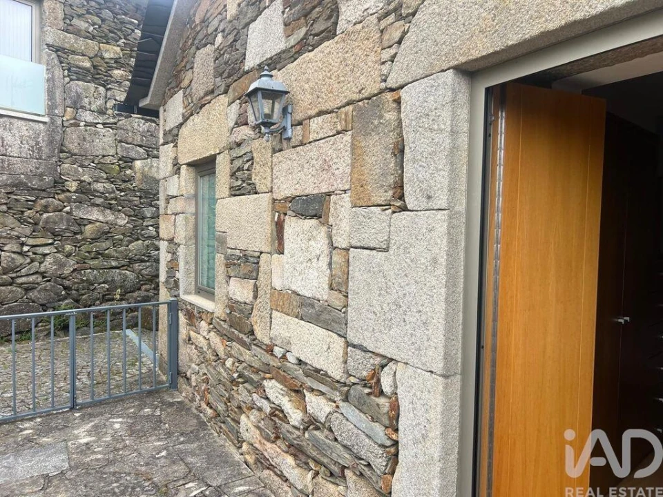 Moradia T4 para Venda em Carvalhais e Candal Foto 15