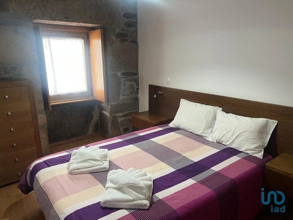 Moradia T4 para Venda em Carvalhais e Candal Foto 11