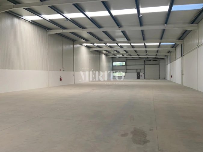 Armazém para Arrendamento em Arnoso (Santa Maria e Santa Eulália) e Sezures Foto 8