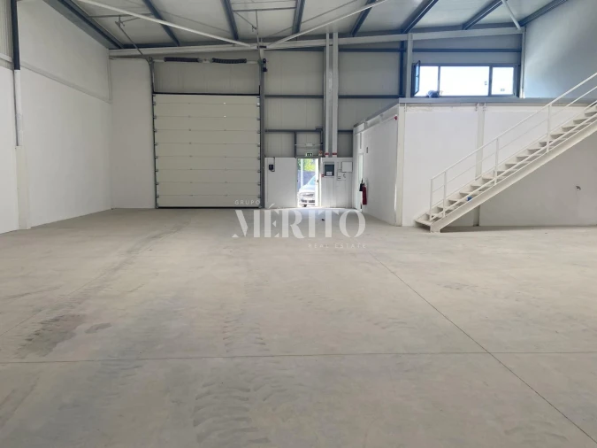 Armazém para Arrendamento em Arnoso (Santa Maria e Santa Eulália) e Sezures Foto 10