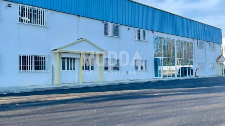 Armazém para Arrendamento em Albergaria-A-Velha e Valmaior