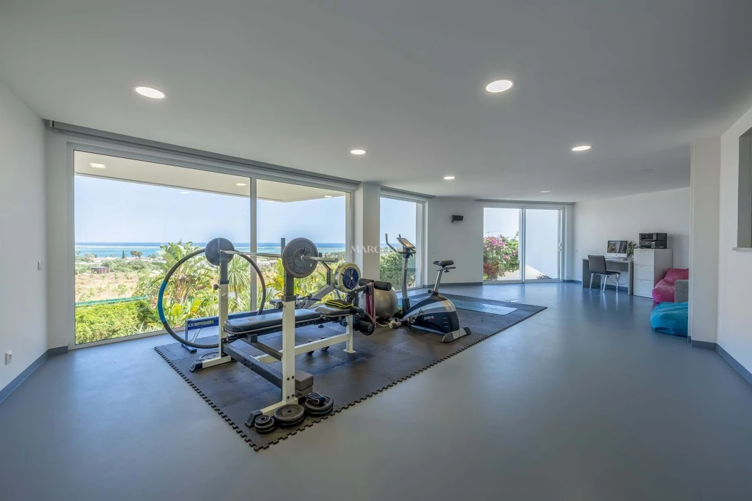 Moradia T4 para Venda em Odiaxere Foto 48