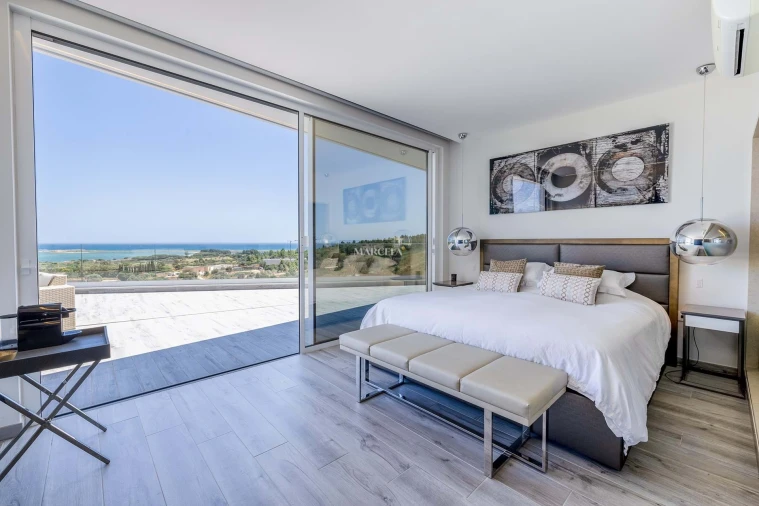 Moradia T4 para Venda em Odiaxere Foto 40